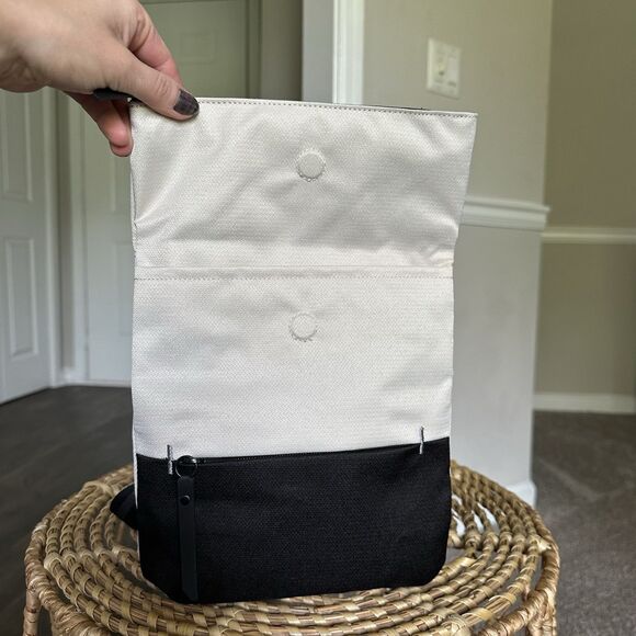 Sherpani Crossbody Foldover Purse Beige Black Neutrals RFID Casual Everyday Bag - Picture 5 of 11